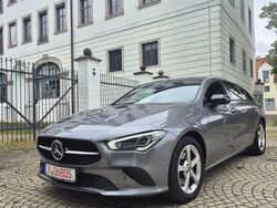 Grau Gebraucht 2020 Mercedes CLA220 Shooting Brake Progressive Kombi | 24.999 € (Guter Preis)