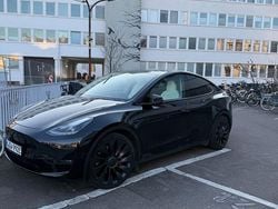 Schwarz Gebraucht 2024 Tesla Model Y Performance SUV | 41.000 € (Guter Preis)
