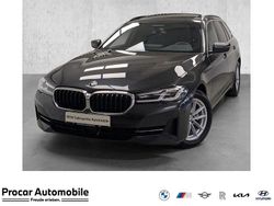 Grau Gebraucht 2022 BMW 520 Kombi | 30.840 € (Fairer Preis)