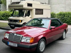 Rot Gebraucht 1993 Mercedes E300 Cabrio | 33.500 €