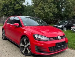Rot Gebraucht 2016 VW Golf VII GTI Limousine | 17.500 € (Superpreis)
