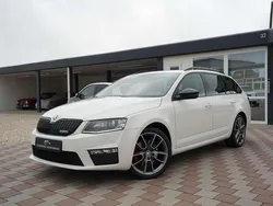 Weiß Gebraucht 2016 Skoda Octavia RS Kombi | 17.450 € (Fairer Preis)