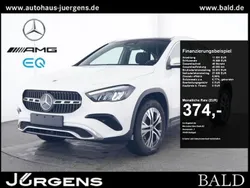 Weiss polarweiss Gebraucht 2024 Mercedes GLA250 Progressive SUV | 39.840 € (Guter Preis)