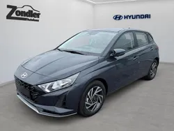 Grau Neu 2025 Hyundai i20 Trend Limousine | 23.990 € (Fairer Preis)