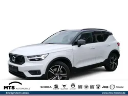 Crystal white / metallic Gebraucht 2020 Volvo XC40 R-Design SUV | 30.850 € (Guter Preis)