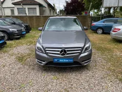 Braun Gebraucht 2012 Mercedes 180 Limousine | 7.000 €