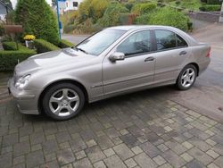 Grau Gebraucht 2004 Mercedes C180 Limousine | 4.600 € (Fairer Preis)