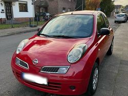 Rot Gebraucht 2009 Nissan Micra Limousine | 1.400 €