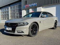 Grau Gebraucht 2016 Dodge Charger Limousine | 25.650 € (Etwas zu teuer)