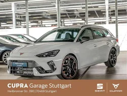 Glacial weiß metallic Gebraucht 2025 Cupra Leon VZ Kombi | 39.930 € (Guter Preis)