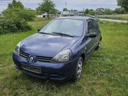 Blau Gebraucht 2006 Renault Clio II Kleinwagen | 1.550 €