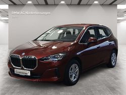 Rot Gebraucht 2022 BMW 225 Active Tourer Sport Line Van / Kleinbus | 33.400 € (Etwas zu teuer)