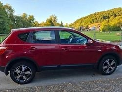 Rot Gebraucht 2010 Nissan Qashqai SUV | 6.500 € (Fairer Preis)