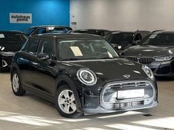 Schwarz Gebraucht 2022 Mini Cooper Essential Kleinwagen | 20.797 € (Guter Preis)