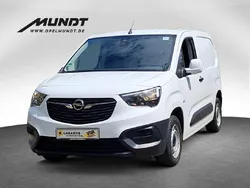 Jadeweiß Gebraucht 2021 Opel Combo Edition Van / Kleinbus | 15.708 € (Fairer Preis)