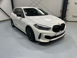 Weiß Gebraucht 2021 BMW M135 Performance Kleinwagen | 30.689 € (Guter Preis)