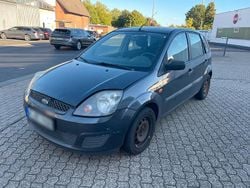 Grau Gebraucht 2006 Ford Fiesta Kleinwagen | 750 € (Guter Preis)