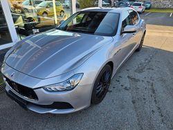 Grau Gebraucht 2017 Maserati Ghibli Limousine | 24.990 € (Fairer Preis)