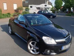 Schwarz Gebraucht 2008 Opel Tigra Cabrio | 3.900 € (Teuer)