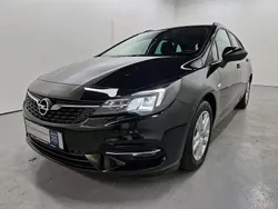 Diamant schwarz Gebraucht 2022 Opel Astra Business Edition Kombi | 15.450 € (Guter Preis)