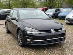Schwarz Gebraucht 2018 VW Golf VII Limousine | 11.999 € (Fairer Preis)
