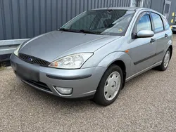 Silber Gebraucht 2004 Ford Focus Kleinwagen | 1.950 € (Fairer Preis)