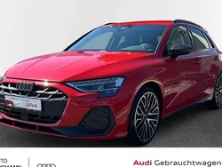 Rot Gebraucht 2024 Audi A3 Sportback S-Line Limousine | 43.830 € (Teuer)