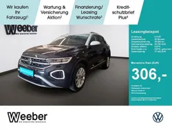 Deep black perleffekt (metallic) Gebraucht 2024 VW T-Roc Style SUV | 26.790 € (Guter Preis)