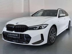 Alpinweiss iii Gebraucht 2023 BMW 320 M Sport Kombi | 34.990 € (Fairer Preis)
