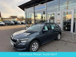 Grau Gebraucht 2021 Skoda Kamiq Active SUV | 11.980 €