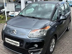Grau Gebraucht 2011 Citroën C3 Picasso Tendance Van / Kleinbus | 3.699 € (Fairer Preis)