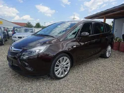 Braun Gebraucht 2012 Opel Zafira Tourer Edition Van / Kleinbus | 5.500 € (Guter Preis)