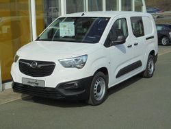Jade weiß (uni) Gebraucht 2021 Opel Combo Van / Kleinbus | 18.990 € (Etwas zu teuer)