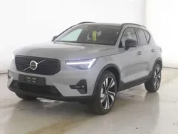 Grau Gebraucht 2024 Volvo XC40 Business Edition SUV | 38.900 € (Fairer Preis)