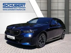 Blau Gebraucht 2024 BMW i5 M Sport Limousine | 72.890 €