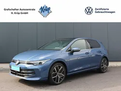 Blau Gebraucht 2024 VW Golf VIII Edition Limousine | 32.390 € (Etwas zu teuer)