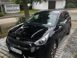 Schwarz Gebraucht 2018 Kia Niro Spirit SUV | 15.999 € (Fairer Preis)