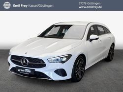 Weiß Gebraucht 2025 Mercedes CLA200 Shooting Brake Edition Kombi | 35.860 €