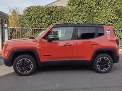 Orange Gebraucht 2015 Jeep Renegade Trailhawk SUV | 11.900 € (Fairer Preis)