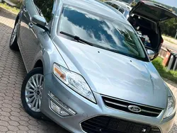 Silber Gebraucht 2013 Ford Mondeo Kombi | 5.350 €