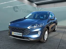 Blau Gebraucht 2022 Ford Kuga Titanium SUV | 28.070 € (Guter Preis)