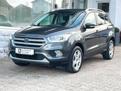 Grau Gebraucht 2018 Ford Kuga Cool & Connect SUV | 15.490 € (Fairer Preis)