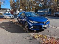 Blau Gebraucht 2018 Toyota Auris Hybrid Limousine | 13.500 € (Guter Preis)