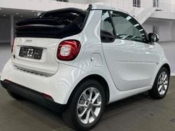 Weiß Gebraucht 2019 Smart ForTwo Electric Drive Passion Cabrio | 9.900 € (Guter Preis)