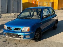 Blau Gebraucht 2003 Nissan Micra Kleinwagen | 1.000 €
