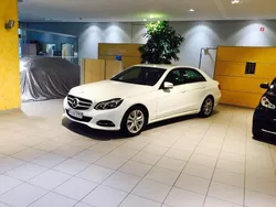 Weiß Gebraucht 2013 Mercedes E200 Avantgarde Limousine | 14.000 € (Teuer)