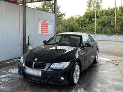 Schwarz Gebraucht 2011 BMW 330 M Sport Coupé | 22.000 €