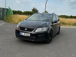 Schwarz Gebraucht 2011 Seat Alhambra Van / Kleinbus | 7.200 € (Fairer Preis)