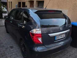Grau Gebraucht 2005 Honda FR-V LS Van / Kleinbus | 600 €