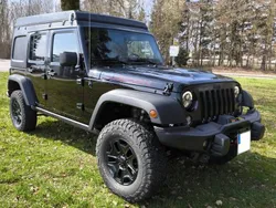 Schwarz Gebraucht 2014 Jeep Wrangler Overland SUV | 62.900 €
